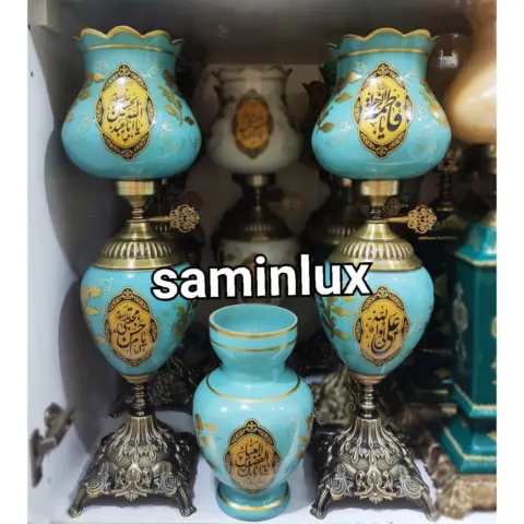 چراغ لاله شمعدان مذهبی آنتیک برنزی کنار سالنی هیئت